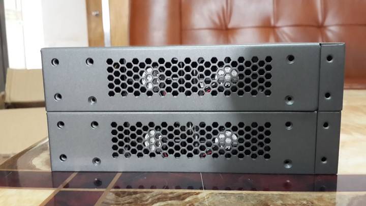 2G RAM 8G SSD Firewall server with D525 1.8G 4*intel PCI-E 1000M 82583v Lan support Panabit Wayos ROS Mikrotik PFSense